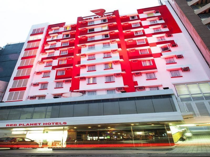 Red Planet Manila Malate Mabini Hotel Exterior photo